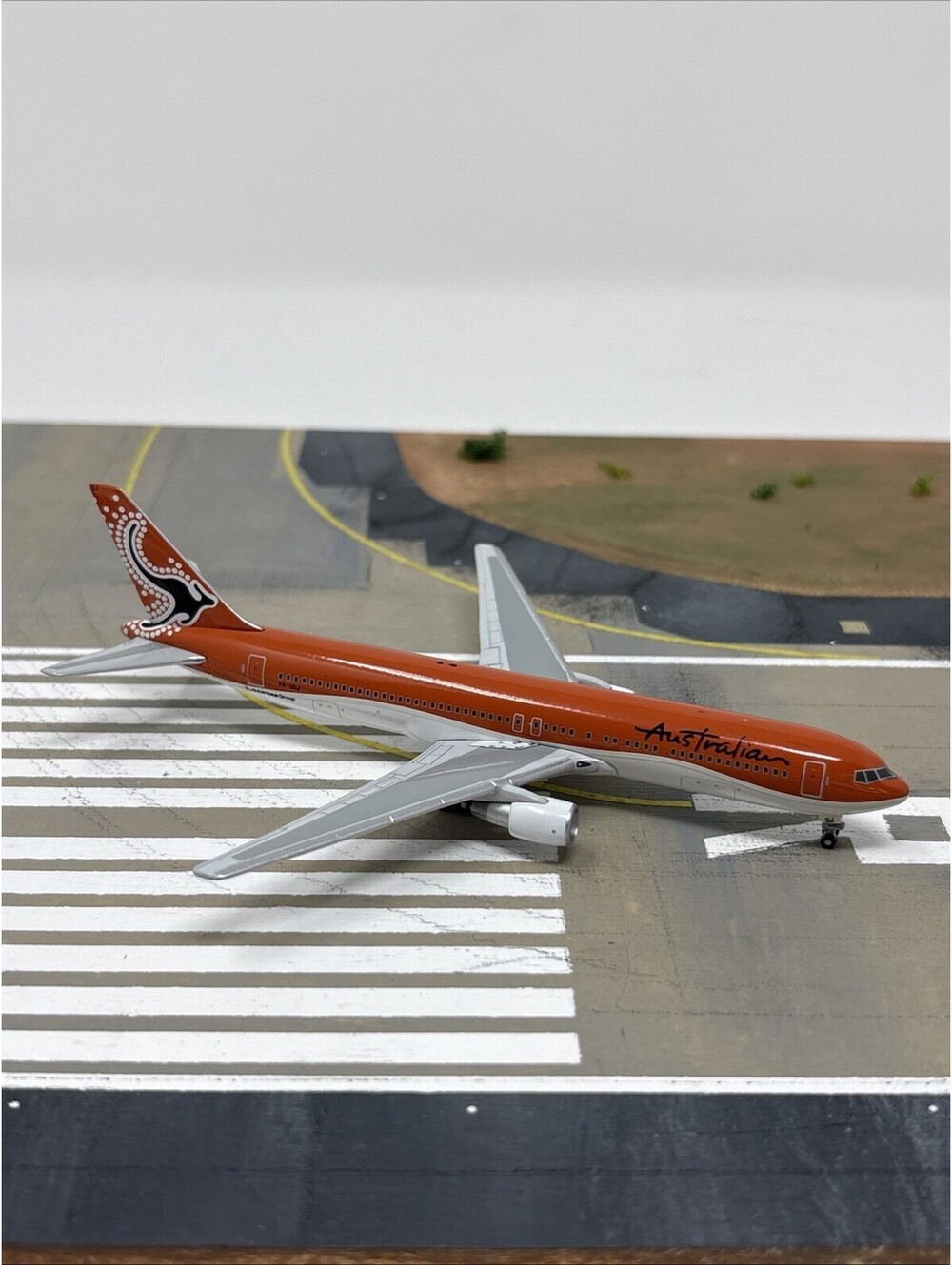 1/400 Gemini Jets Australian Airlines B 767-300 VH-OGJ  GJQFA321